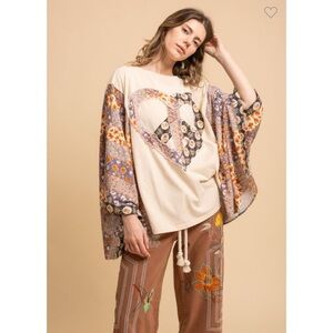 Bluevelvet Floral Patchwork Kimono Sleeve Top